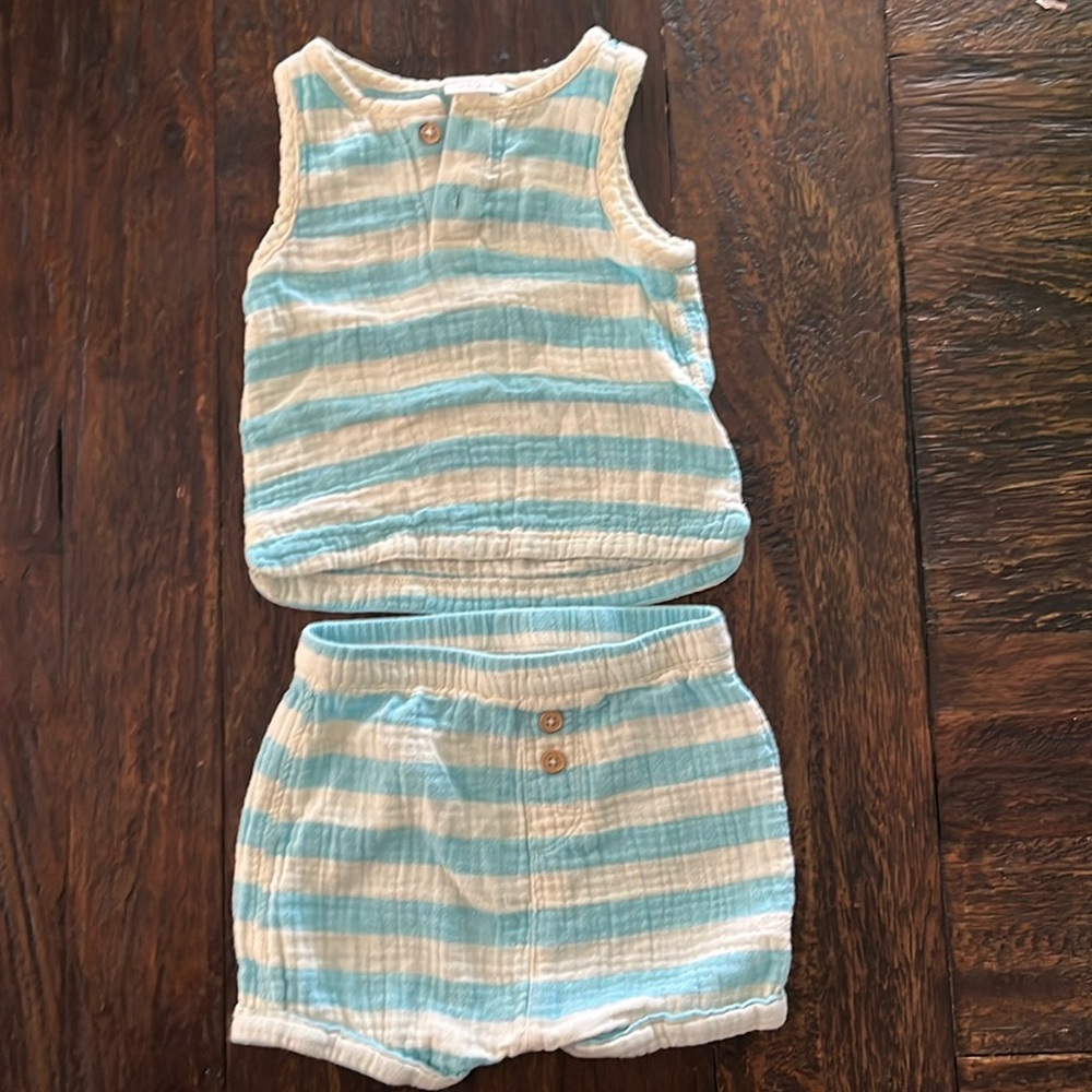 Cat and Jack 2 piece blue striped outfit